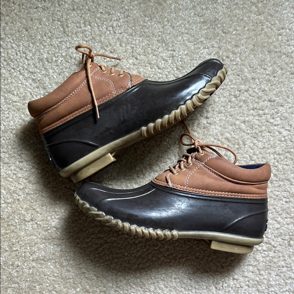 Women’s Tommy Hilfiger Duck Boots Size 8